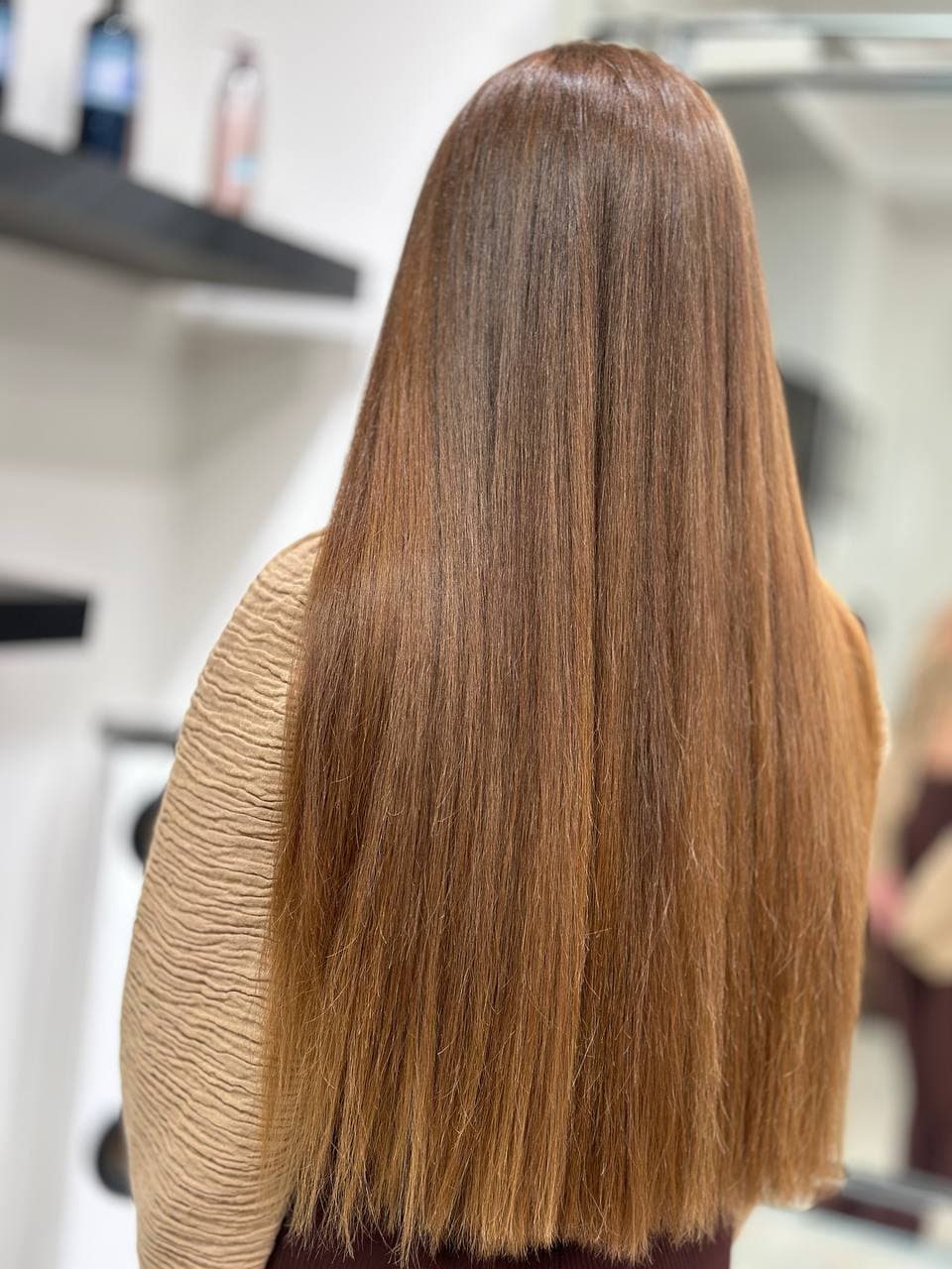 How Hair Botox in Marbella Tackles Frizz and Flyaways Effectively